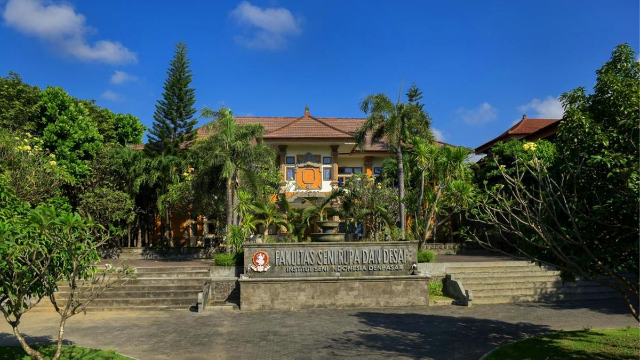 Universitas di Bali, Lebih dari Sekadar Tempat Belajar
