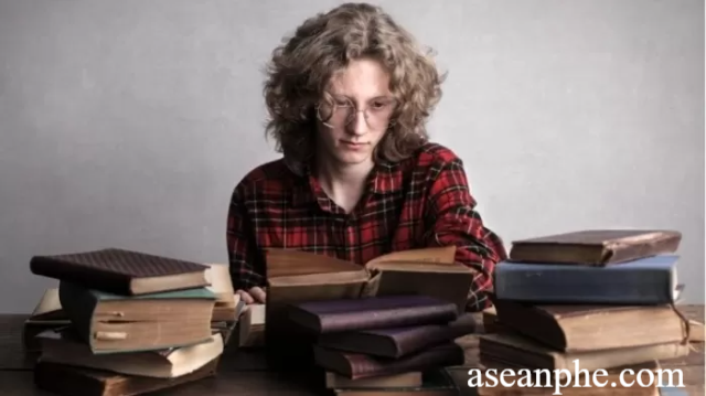 Fakta Mengejutkan Jurusan Sastra yang Jarang Diketahui